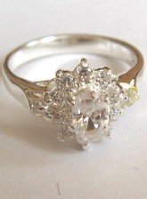 Köves női ezüst gyűrű