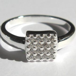Sokköves kocka ezüst gyűrű